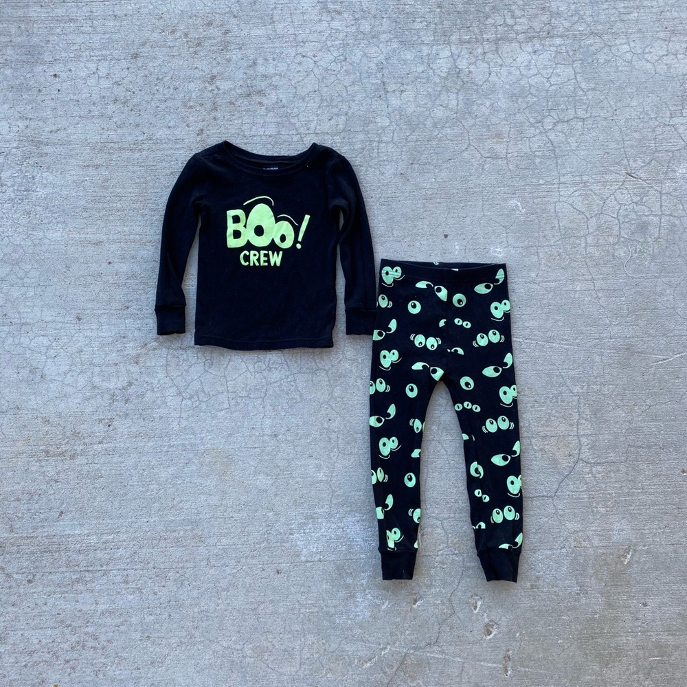 Old Navy Boo Crew Pajama Set